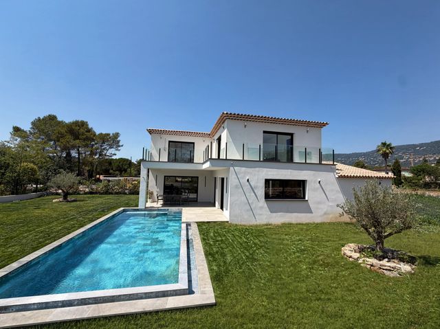 maison à vendre - 5 pièces - 200.0 m2 - PEYMEINADE - 06 - PROVENCE-ALPES-COTE-D-AZUR - Century 21 Visa Immobilier