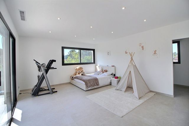 maison à vendre - 5 pièces - 200.0 m2 - PEYMEINADE - 06 - PROVENCE-ALPES-COTE-D-AZUR - Century 21 Visa Immobilier