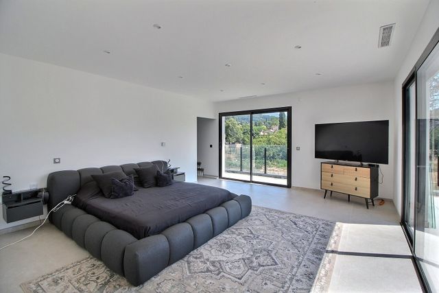 maison à vendre - 5 pièces - 200.0 m2 - PEYMEINADE - 06 - PROVENCE-ALPES-COTE-D-AZUR - Century 21 Visa Immobilier