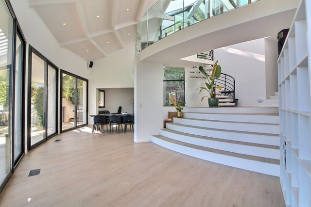 maison à vendre - 5 pièces - 214.0 m2 - GRASSE - 06 - PROVENCE-ALPES-COTE-D-AZUR - Century 21 Visa Immobilier